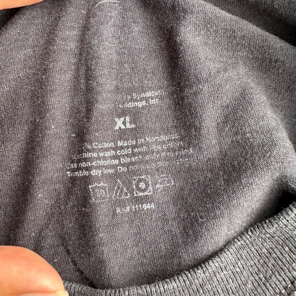 Popeyes Shirt Mens Size XL Black Graphic Poker Grunge Distressed Worn FLAWED - Picture 2 of 12